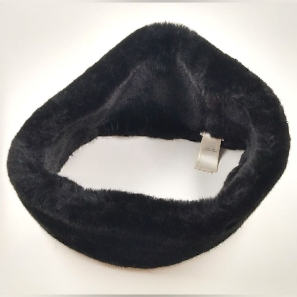 Faux Mink Fur Infinity Scarf. O/S Winter Max Studio